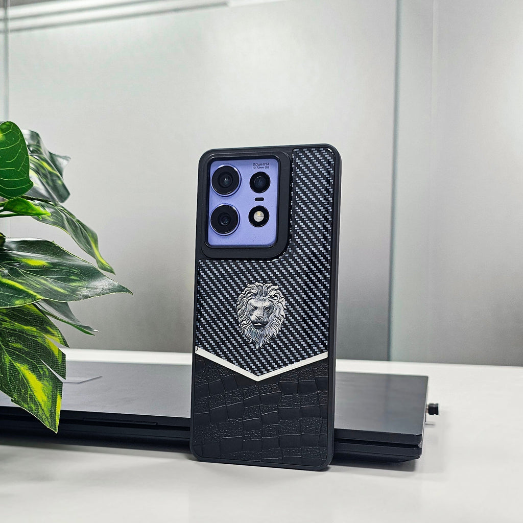 Motorola Edge 50 Pro 5G Luxury Lion Pattern Leather And Liquid Silicone Case
