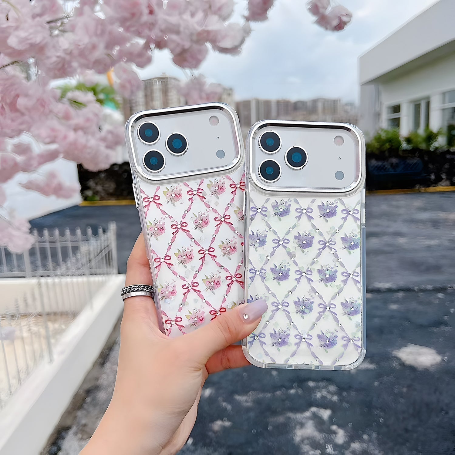 iPhone 17 Pro Max Crystals Swarovski Floral Design Magsafe Case